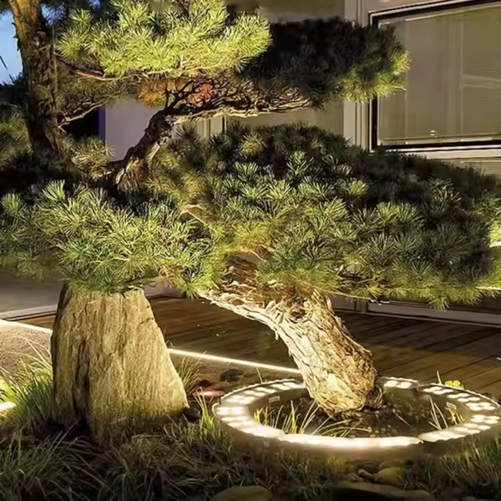 Auristra Elegant Outdoor Tree Highlight Spotlight