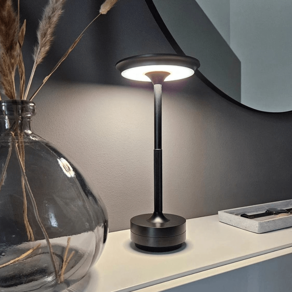 Radiynne Tap Table Lamp