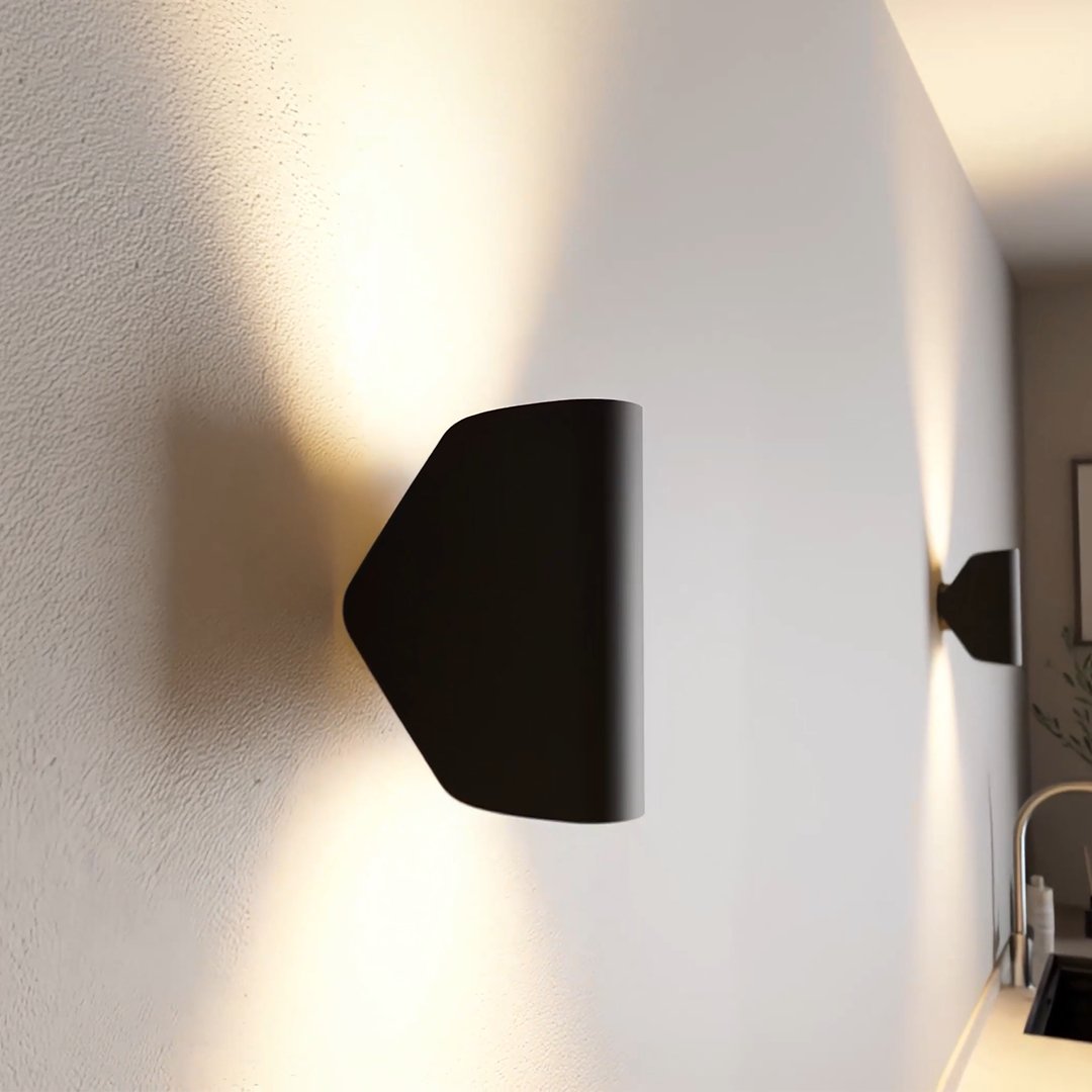 Brillessa LED Wall Light