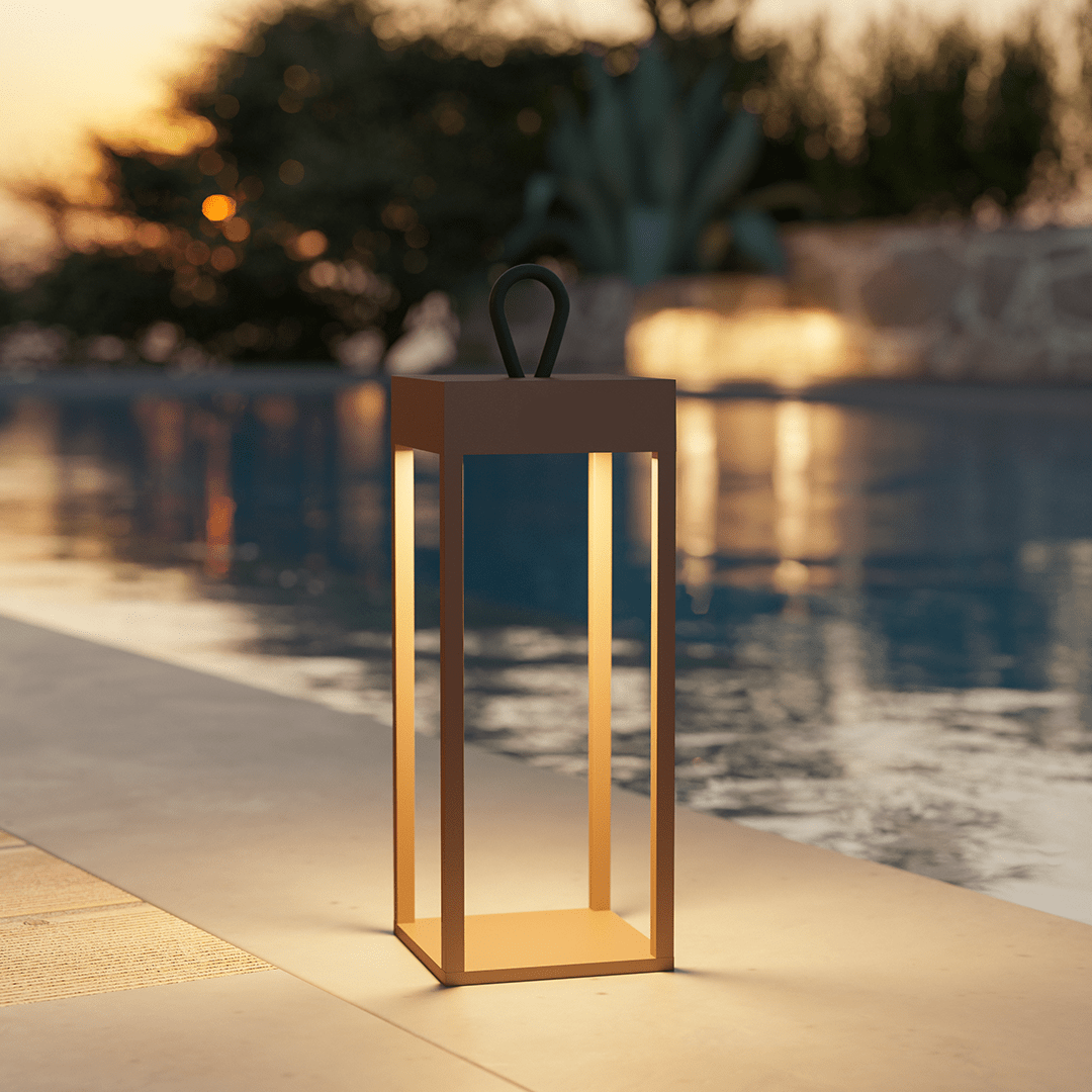 Velisca LED table lamp