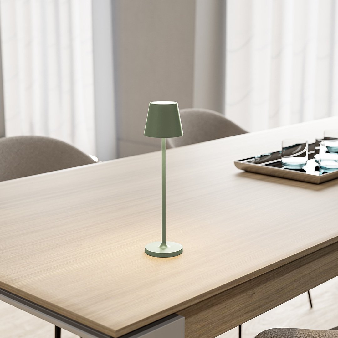 Stelluna LED Table Lamp