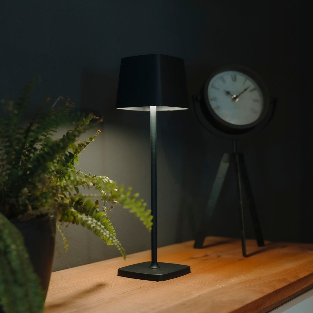 Luminique Rechargeable Table Lamp