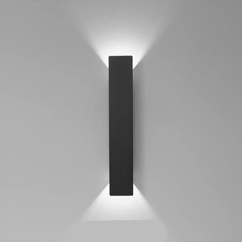 Lumivra Modern Outdoor LED Wall Light