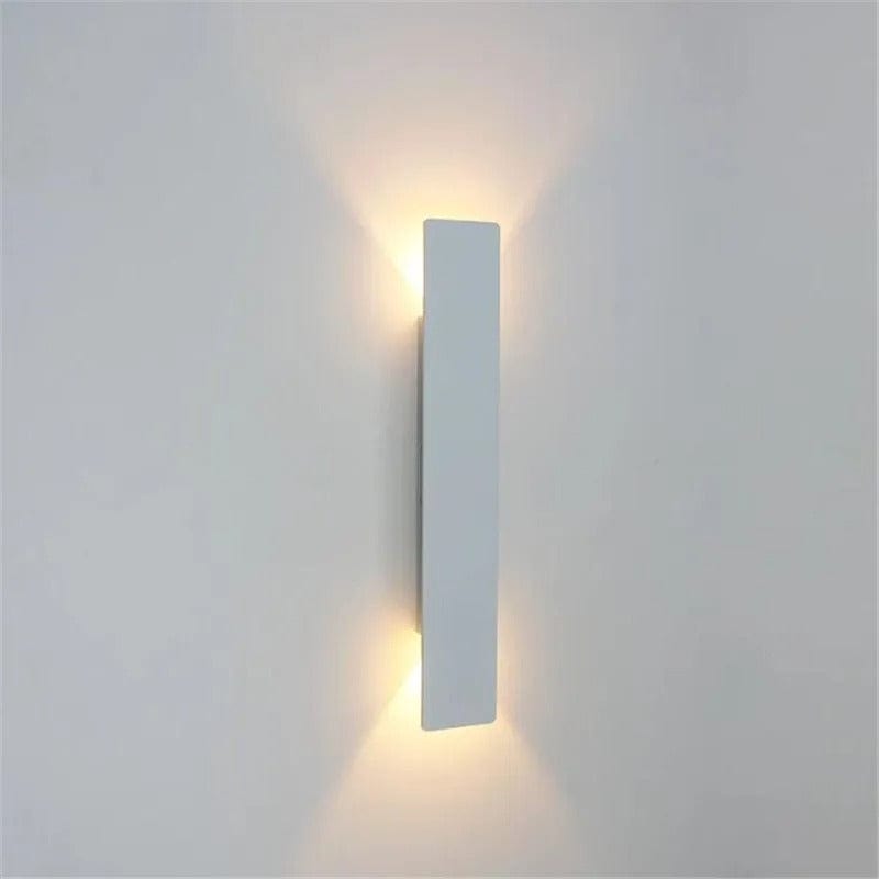 Lumivra Modern Outdoor LED Wall Light